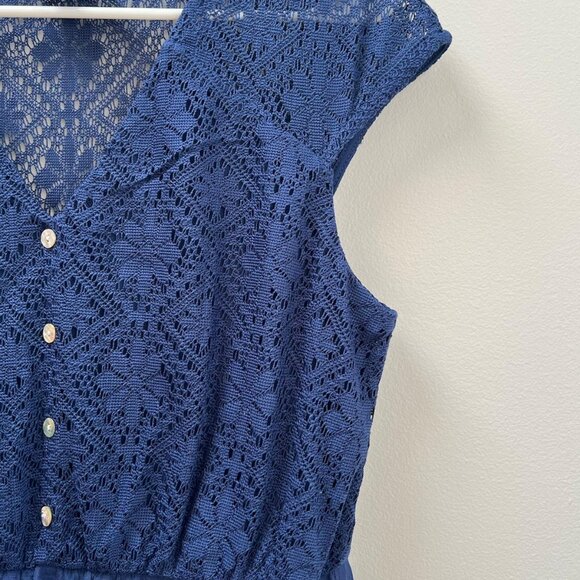 Navy Lace Button-Front Maxi Dress – Sleeveless - Picture 4 of 7